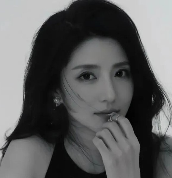 NIni Wang.jpg
