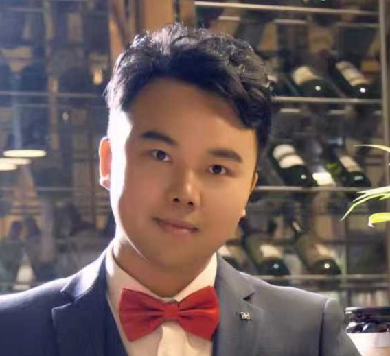 Lei Zhou.jpg